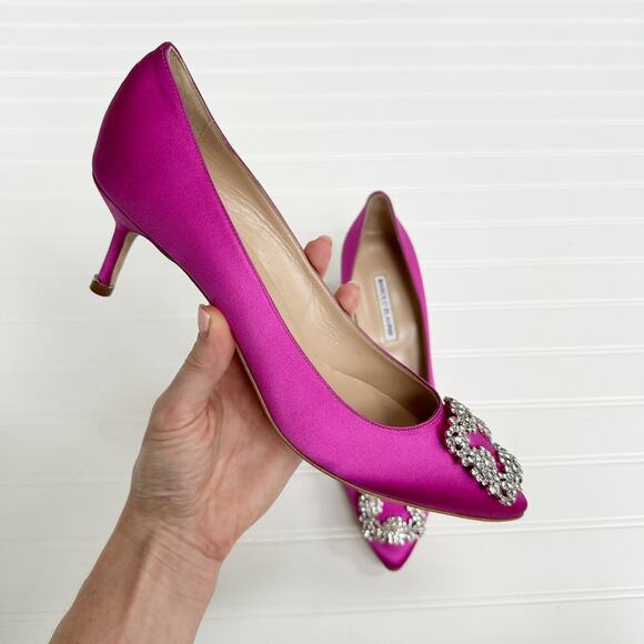 Manolo Blahnik Hangisi 70 Magenta Purple Satin Crystal Buckle Pumps Heels 41 - Picture 2 of 9
